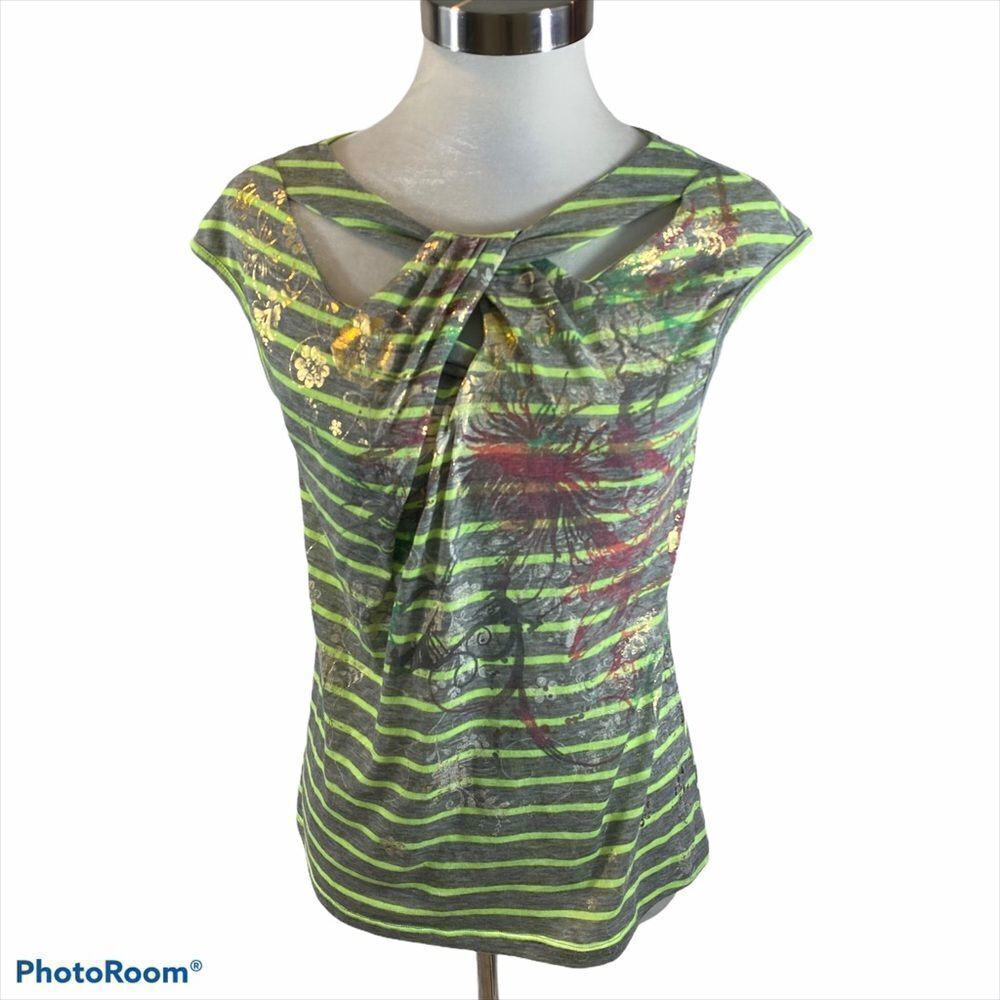 Signature Studio NWOT Twist Front Print Blouse S‎